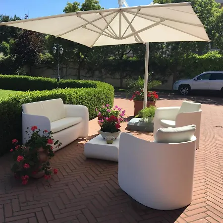 Pallotta Luxury *